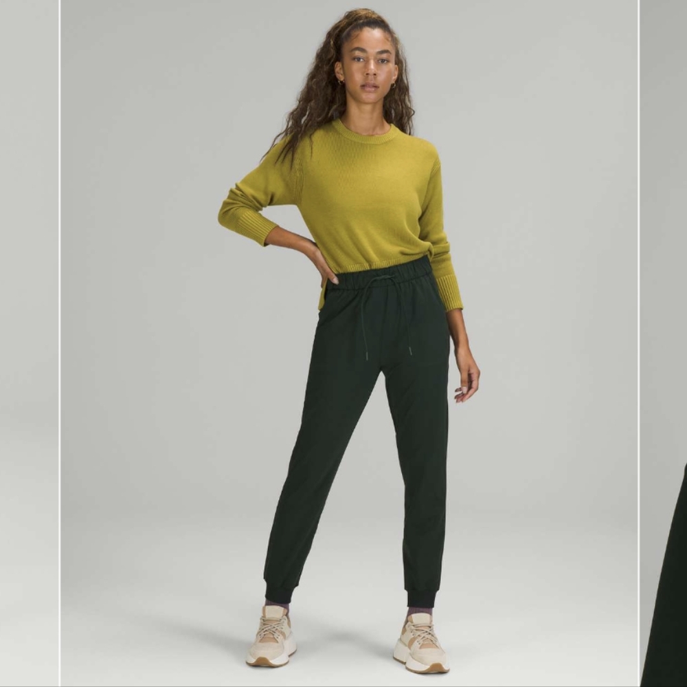 Lululemon Stretch High-Rise Jogger Full Length Size 4 Rainforest Green
